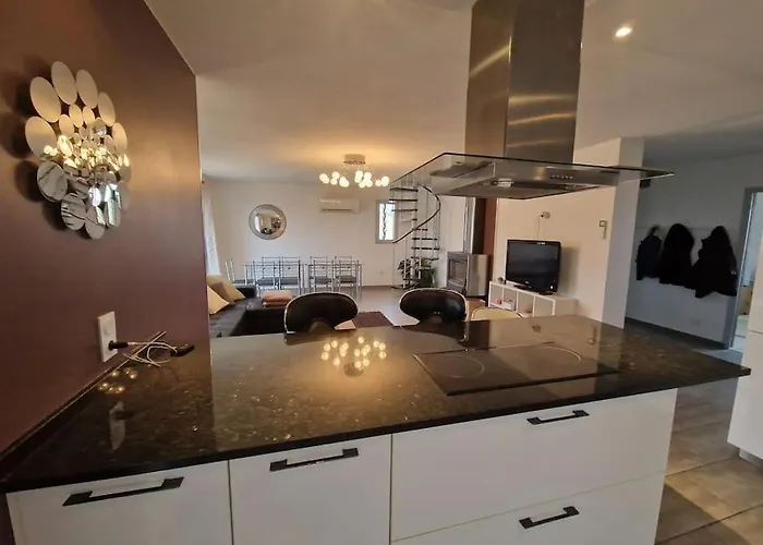 De Standing Proche D'argeles Sur *